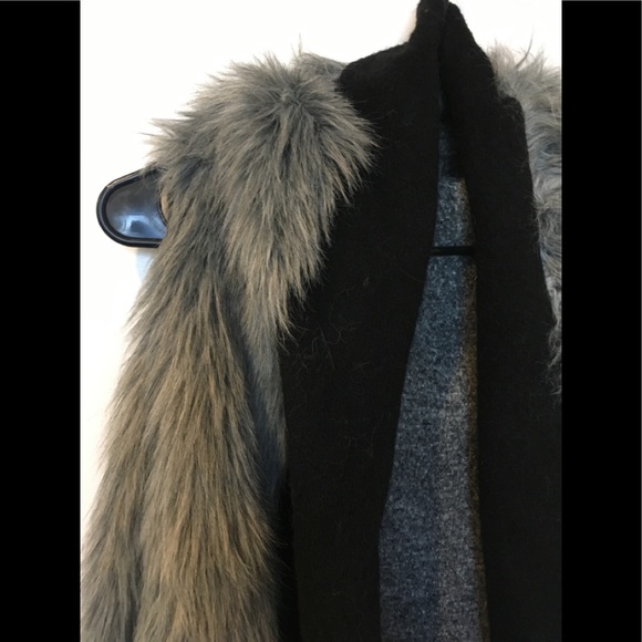 Vest - Picture 2 of 3